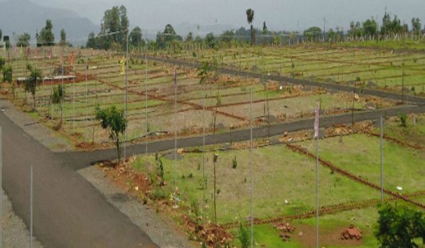 Investing in Plots on Hennur Road